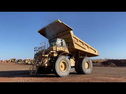 Item #5406360 - 1998 Cat 777D Off-Road End Dump Truck