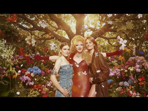 Pietrucha, Zalewska, VIllas feat. Kwiat Jabłoni - lekkość wolności