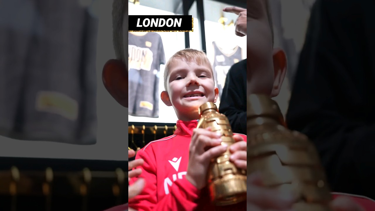 The GOLD PRIME WINNER!! 🎉🥇🇬🇧 #drinkprime #prime #ksi #loganpaul #viral #shorts
