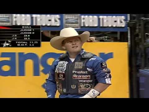 Cat Daddy bucks Chris Shivers - 06 PBR Finals