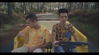 Bigflo et Oli juste pour un pote