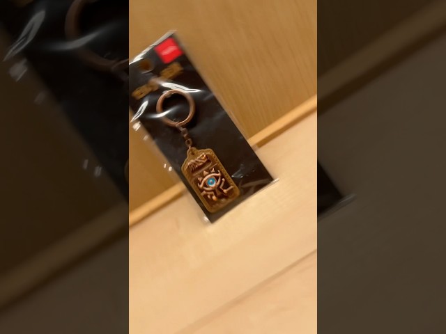 Vídeo relacionado con Multiculture Llavero de metal con símbolos de Sheikah Slate para fans de Zelda, multicolor