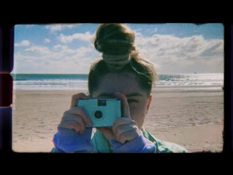 Be Charlotte - we are burning (Official Visualiser)