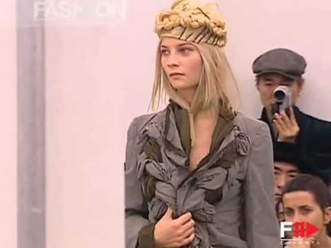 "Comme Des Garcons" Spring Summer 2003 Paris 2 of 4 Pret a Porter Woman by FashionChannel