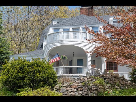 Maine Real Estate - 402 York Street, York, Maine