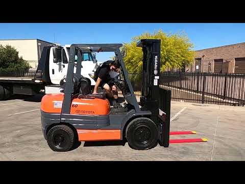 TOYOTA 6-series 52-6FGU30 6000lb LP (Propane) #0369 - Forklift for Sale
