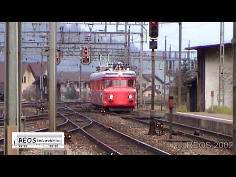 2002 [SDw] 5/5 CLASSIC Bahnhof Erstfeld - BEST classic Erstfeld Station action on YouTube!