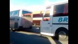 preview picture of video 'Autobus fermi con motore acceso inquinano San Donato Milanese'