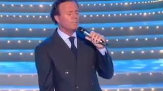 Julio Iglesias,. siempre hay por quien vivir,