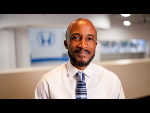 Service Advisor Marcel Guevara