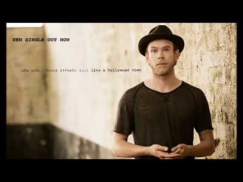 Michael Prins - She Makes These Streets Look Like A Hollywood Town