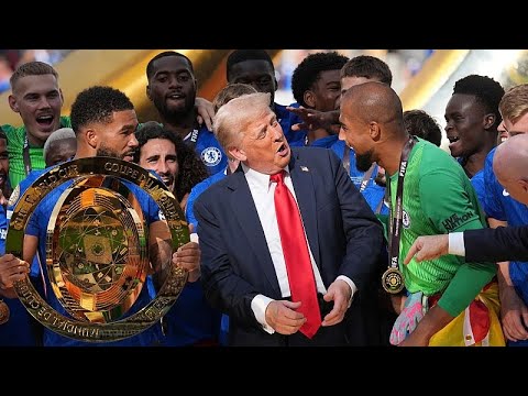 Trump si imbuca alla cerimonia di premiazione della Coppa del Mondo per club