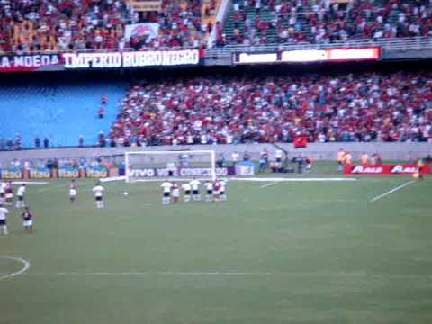 Flamengo 2 x 1 São Paulo - Gol Petkovic de pênalti Campeonato Brasileiro 2009 contra os bambis