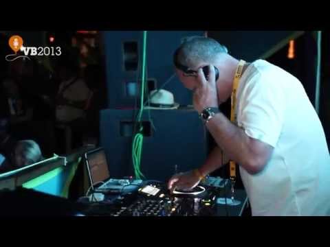 VB2013 - Frank Ainsworth