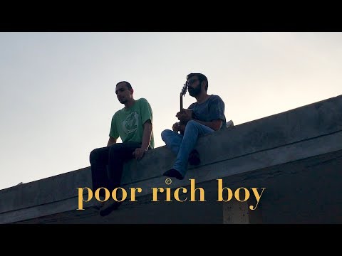 Samundar Ki Teh Mein - Poor Rich Boy