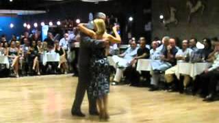 Angela Bacio y Sebastian Suarez
