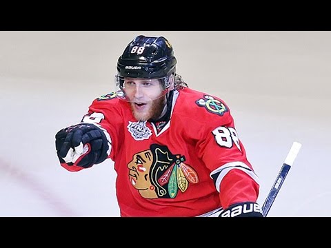 Richards sets up Kane to extend Hawks lead