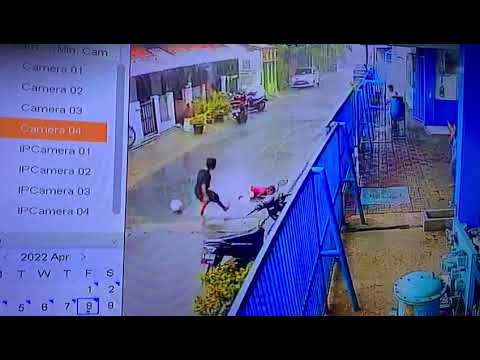 Bocil LG mainan  keLindes Mobil