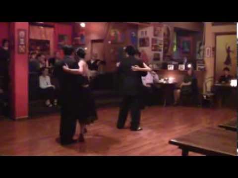 Tango Oblivión, video subido por Esteban Morgado realizado en Cafelibro.