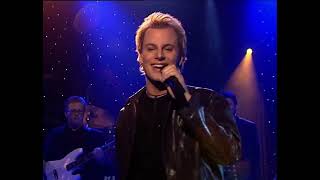 Magnus Carlsson ”Last Christmas” ( Live Uppesittarkväll År 2000).