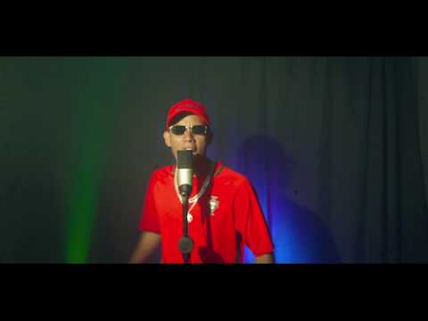 Mc Ikaro - Sinto Muito Coração [Web-Clipe Oficial] Prod. DJ Rhuivo.