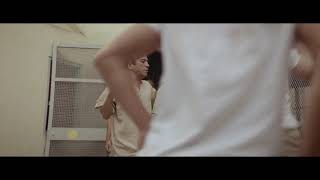 Ciro (Ñengo Flow) salva a Nicky Jam en la cárcel