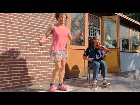 Waynesboro Warm Up Buckdance - Miss Moonshine & Gene - Netherlands “oldtime minute”