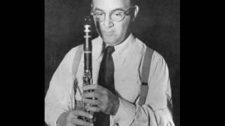 Benny Goodman - This Guy's In Love With You .wmv