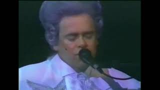 04 Tonight - Elton John with The Melbourne symphony orchestra