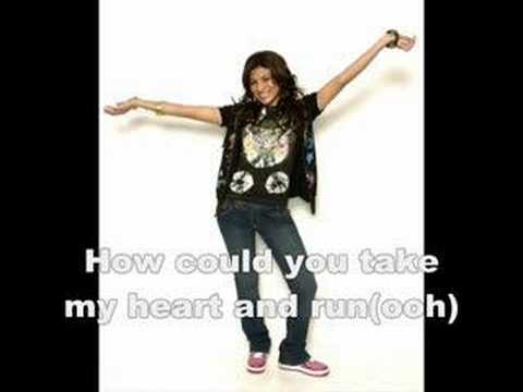 Paula DeAnda ft Lil Wayne  Eas