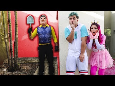 Wiizinho e Franzinha estão tentando fazer amizade com Hello Neighbor