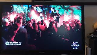 Maddie Poppe performs Have Yourself a Merry Christmas