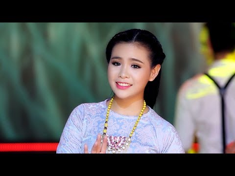 Thiên thần bolero Quỳnh Trang đốn tim hàng triệu fan với bài hát dân ca cực dễ thương và duyên dáng