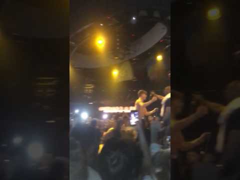 Lil Kleine Ft. Boef - krantenwijk live 23/06 hasselt