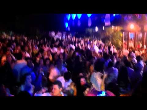 DJ Mauricio Maoli - Use Somebody - Reveillon 2014