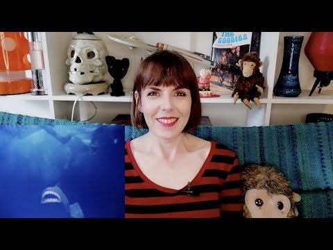 Reviewing 'The Goodies' S6.01 - 'Lips' or 'Almighty Cod'