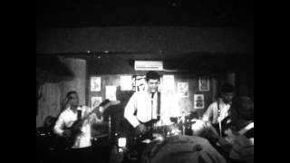 The Warm Guns - Rock and Roll Music (Irish Pub 28/04/12)