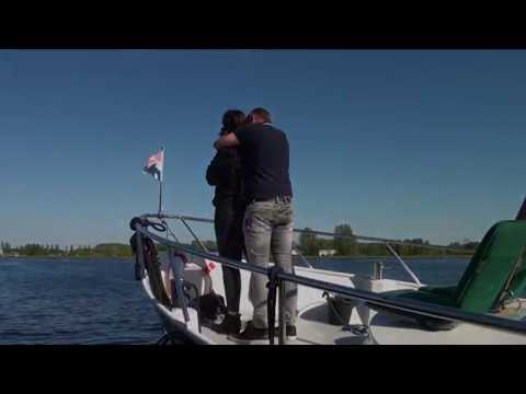 Lesley Rosbach - Wie ben jij dan? (Officiële videoclip)