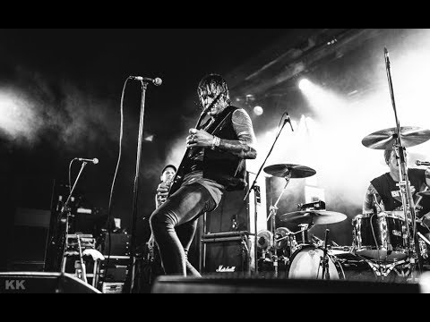 Bloodlights - Kick it Up