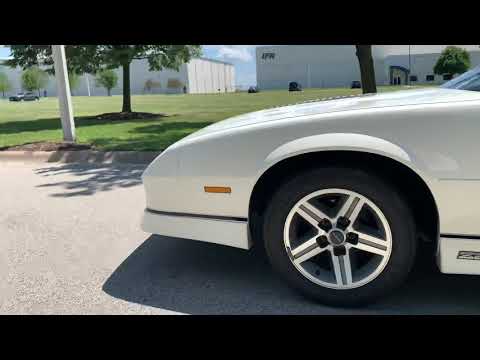 1986 Chevrolet Camaro IROC Z28 (CC-1189515) for sale in Geneva , Illinois