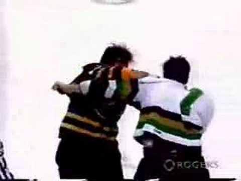 Bobby Davey vs David Jarram