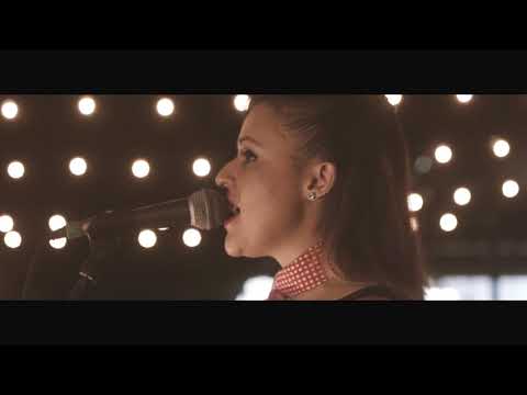 Someone like you ADELE en español  - cover en vivo spanish Ese como tú by Kábala