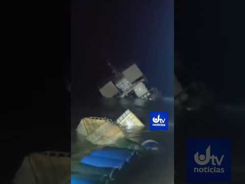 🚨🌊 ¡NÁUFRAGO EN EL RÍO UCAYALI! EMBARCACIÓN QUE VIAJABA DE ATALAYA A PUCALLPA SUFRE ACCIDENTE