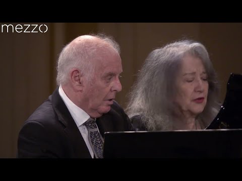 Mozart: Sonata K.521 - Martha Argerich, Daniel Barenboim