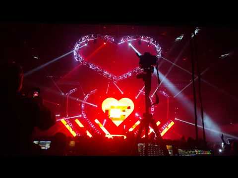 Mark J live in San Francisco