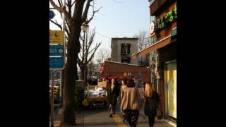 Seochon a Seoul et Let&#39;s Hang On Par Manhattan Transfer et Frankie Valli