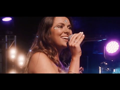 The UK's Top 24 Best Wedding Bands For Hire - Live Music