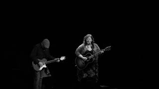 06 Suzie Vinnick - Oreo Cookie Blues