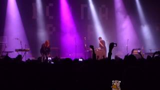Icona Pop - I Love It (live @ Terminal 5 12/6/12) Icona Pop - I Love It (live @ Terminal 5 12/6/12)