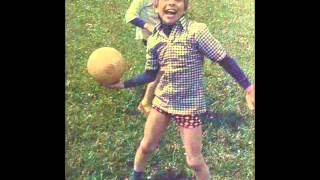 Katerine -- Le Silence De L'après-Midi/Hips In The Morning